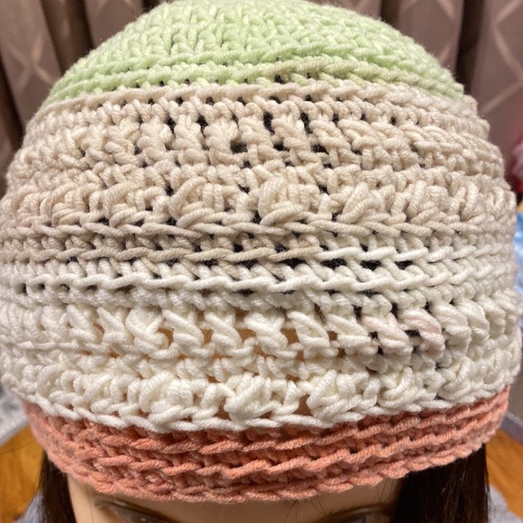 Handmade Crochet Hat/Beanie - M/L - Pretty Colors! - Picture 6 of 9